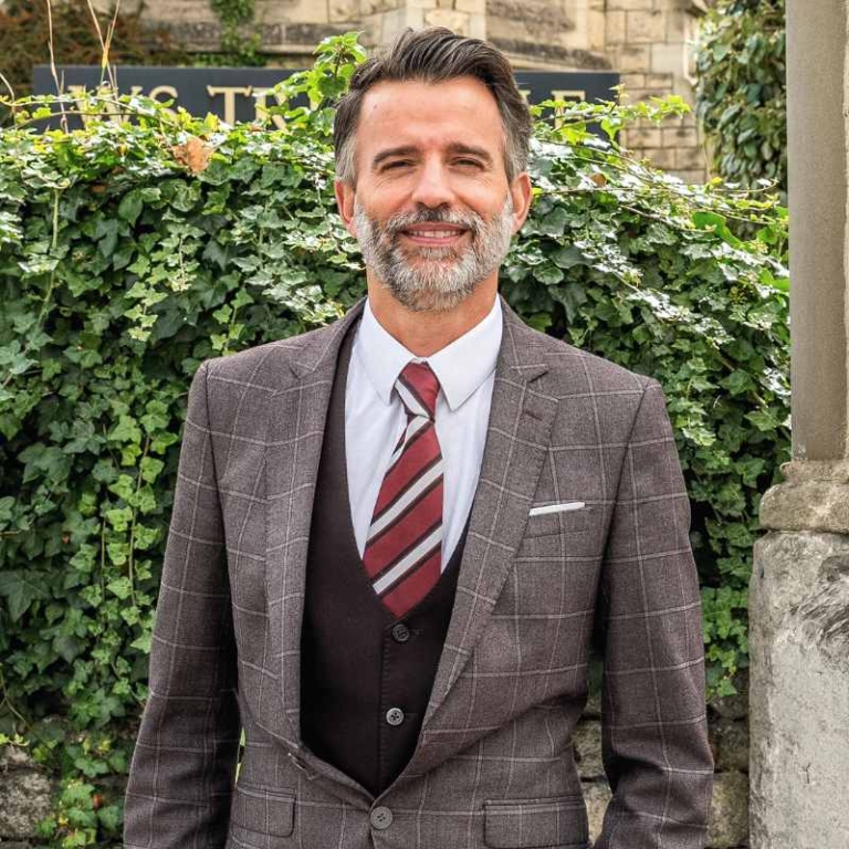 Jon Kirker estate agent